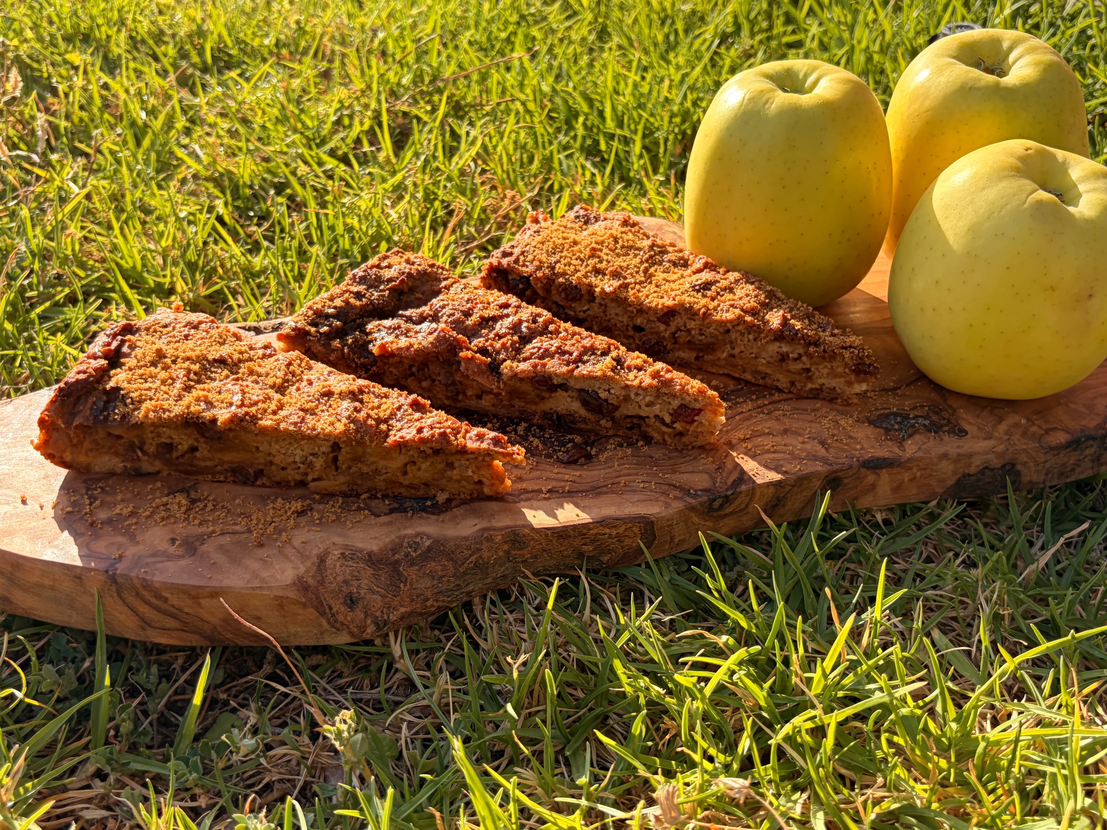 Country  Cloud  Apple Pie